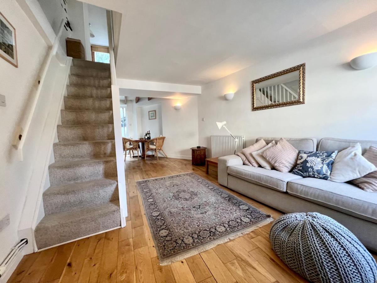 Pass The Keys 64 Church Street Characterful 2-Bed Cottage In The Heart Of Town Kingsbridge  Dış mekan fotoğraf
